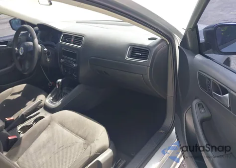 2014 Volkswagen Jetta 2.0L S from USA, damaged, VIN 3VW2K7AJ4EM290005